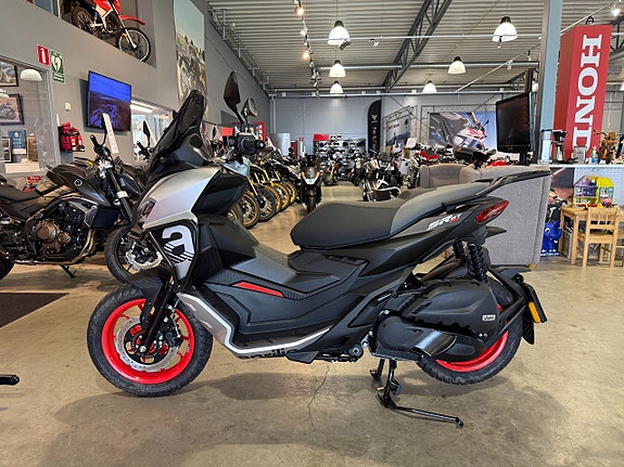 Aprilia SR GT 200 Sport #Endast 15mil# 5 of 5