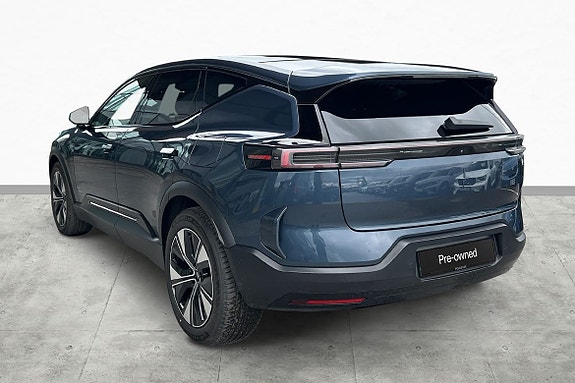 Polestar 3 8 of 30