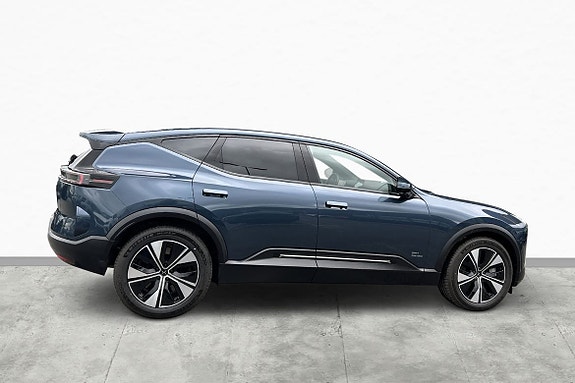 Polestar 3 4 of 30