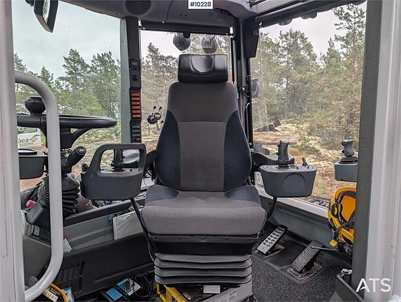 Huddig 1260C Cable Traktorgrävare (2,247,000:- ex moms) 7 of 17