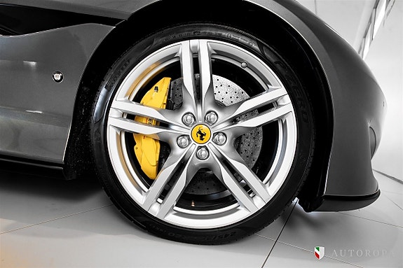 Ferrari Portofino 10 of 10
