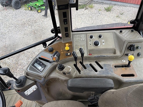 Case IH MAXXUM MXM120 6 of 6