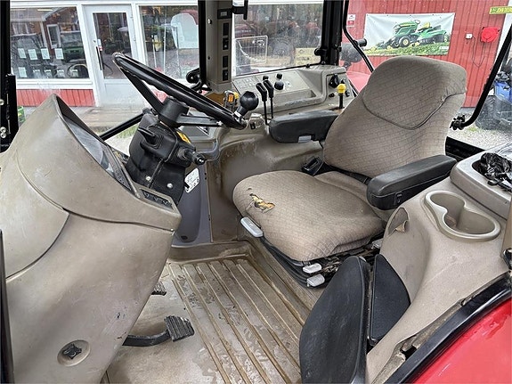 Case IH MAXXUM MXM120 5 of 6
