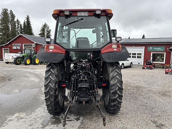 Case IH MAXXUM MXM120 3 of 6