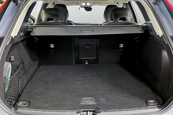 Volvo XC60 17 of 18