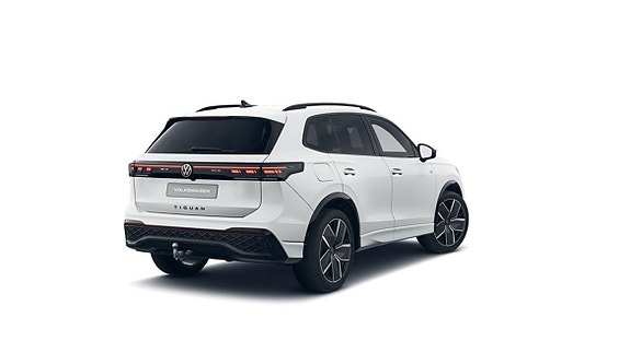 Volkswagen Tiguan 2 of 3