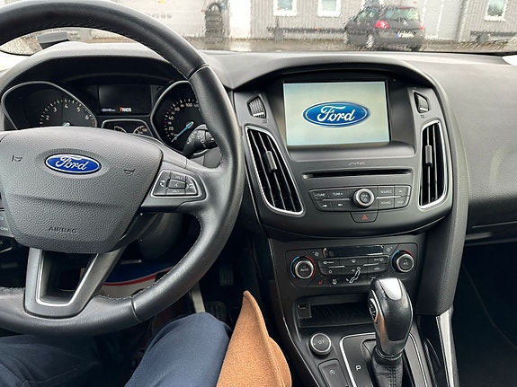 Ford Focus 4 of 5