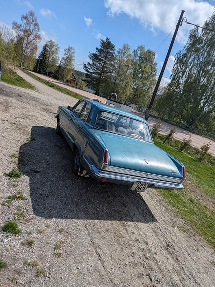 Chrysler Valiant 2 of 4