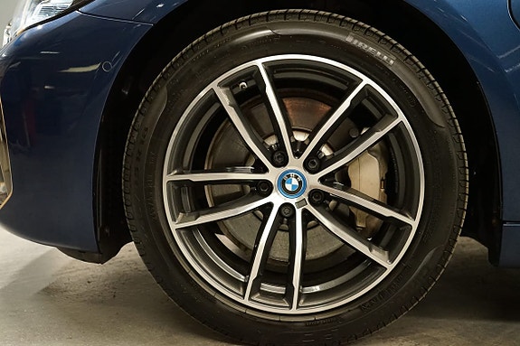 BMW 530e 17 of 17