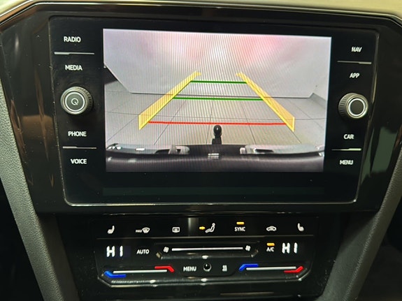 Volkswagen Passat 20 of 21