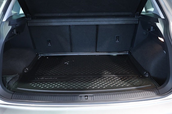 Volkswagen Tiguan 9 of 15