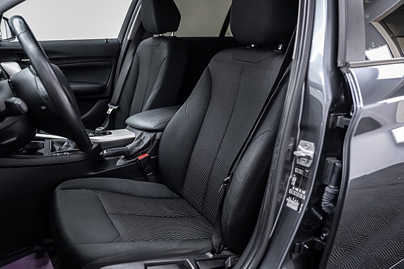 BMW 118d 23 of 27