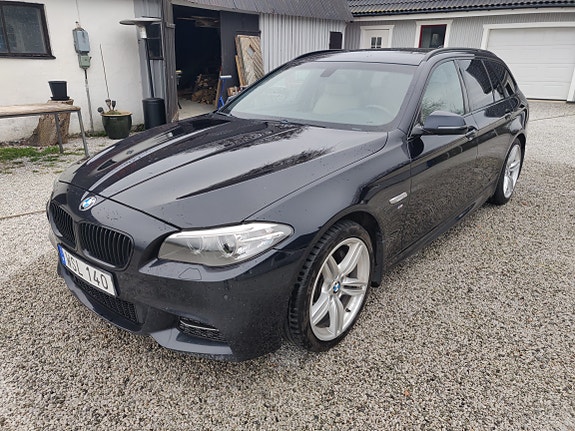 BMW 530d 2 of 5