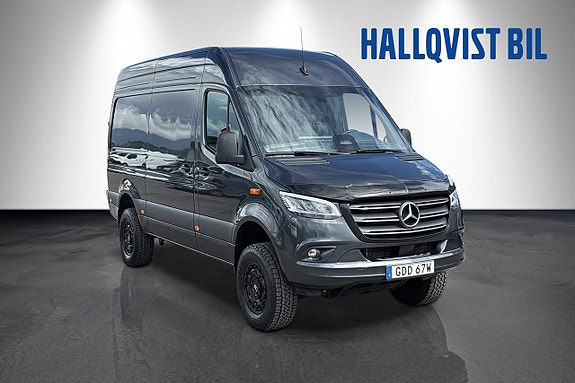 Mercedes-Benz Sprinter 319 3 of 5
