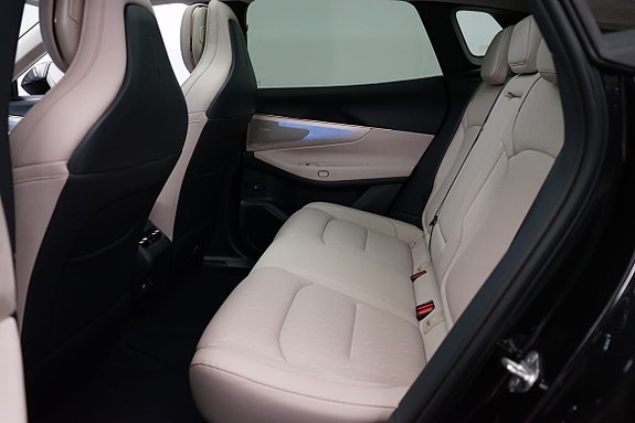 Lynk & Co 08 6 of 16