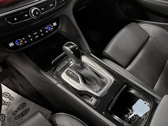 Opel Insignia 17 of 19