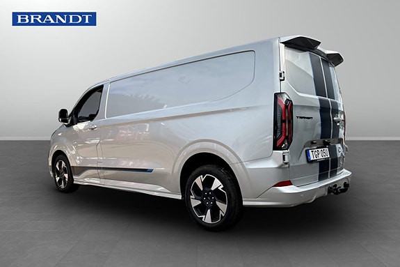 Ford Transit Custom 2 of 5