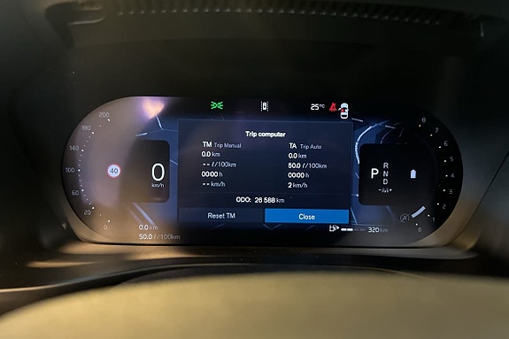 Volvo XC40 23 of 26