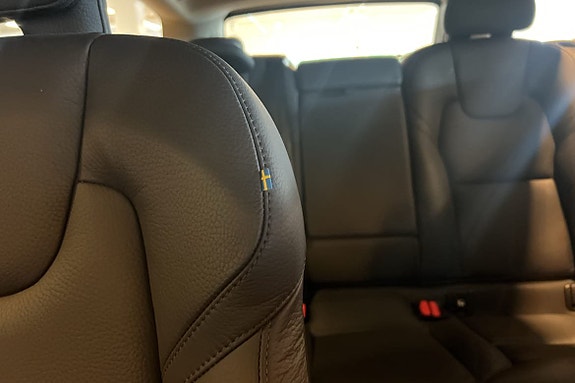 Volvo V90 21 of 25