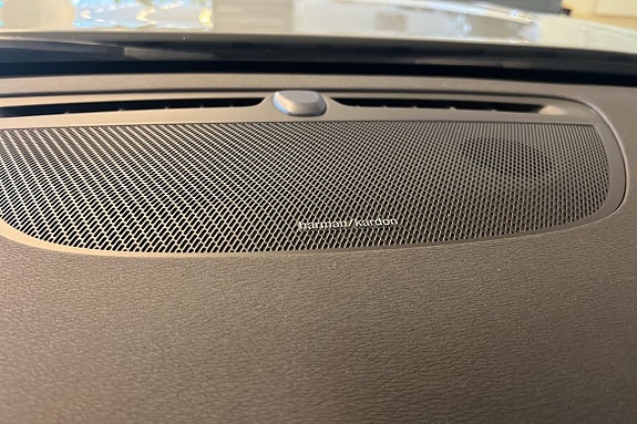 Volvo V90 21 of 26