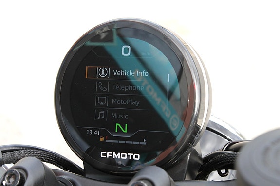 CFMOTO 450 CL-C BOBBER | RÄNTEFRITT 8 of 17
