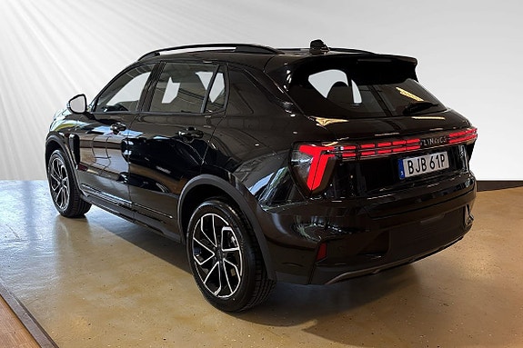 Lynk & Co 01 3 of 28