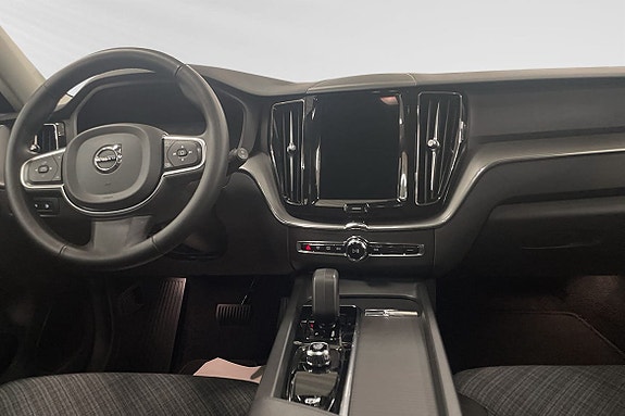 Volvo XC60 5 of 7