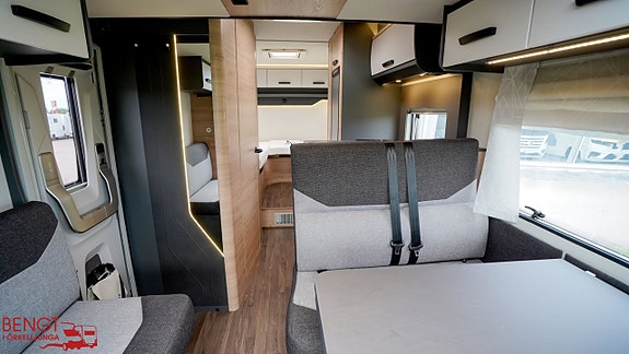 Knaus Live Wave Platinum Selection 700 MEG | KAMPANJ 10 of 21