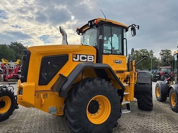JCB 427 HT Nordic edition 3 of 5