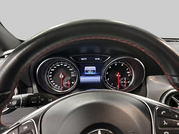 Mercedes-Benz CLA200 14 of 18