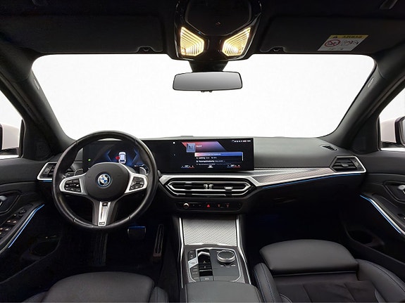 BMW 330e 16 of 30