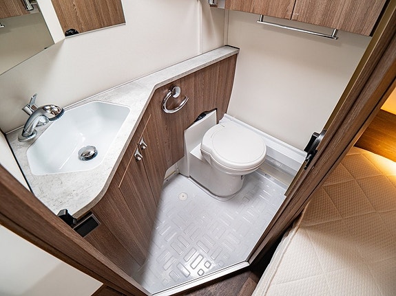 Kabe ROYAL 600 XL KS *Solcell *Alde *Mover 17 of 21
