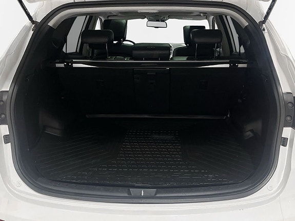 Hyundai Santa Fe 10 of 23