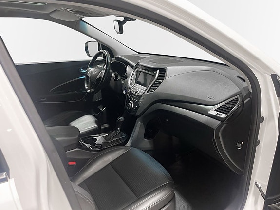 Hyundai Santa Fe 6 of 23