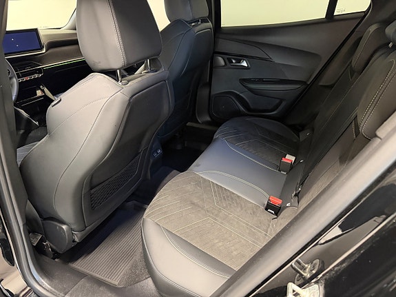 Peugeot 2008 5 of 5