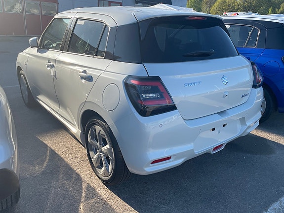 Suzuki Swift 4 of 5