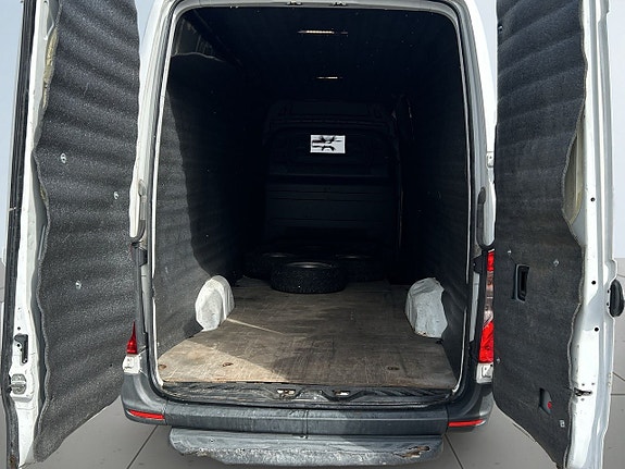Mercedes-Benz Sprinter 316 12 of 18
