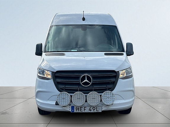 Mercedes-Benz Sprinter 316 2 of 18