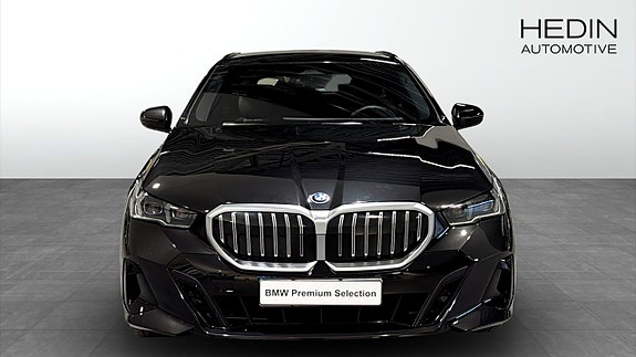 BMW 530e 8 of 12