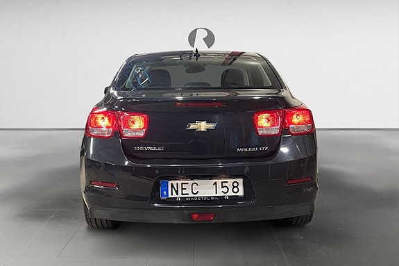 Chevrolet Malibu 6 of 17