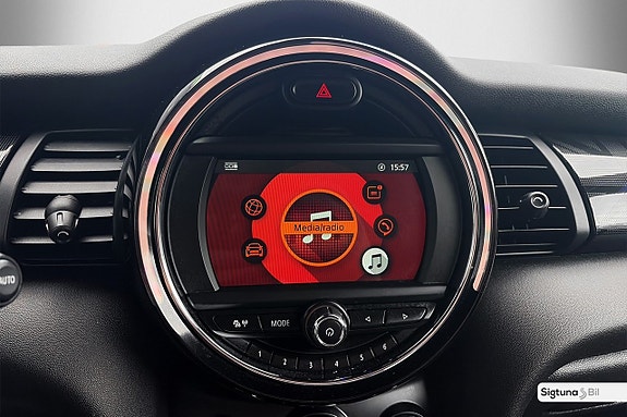 MINI Cooper S 20 of 24