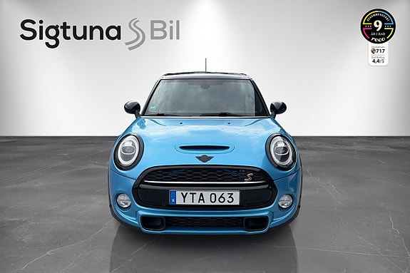 MINI Cooper S 3 of 24