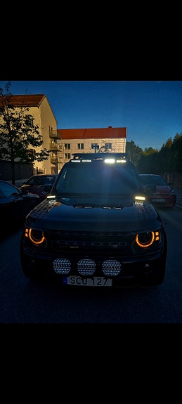 Land Rover Discovery 4 27 of 27
