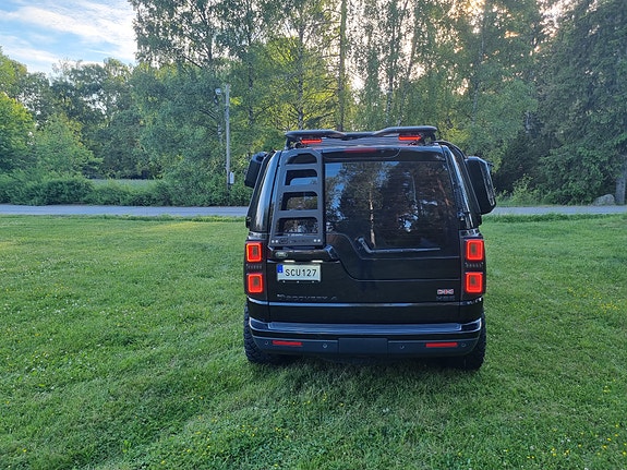 Land Rover Discovery 4 16 of 21