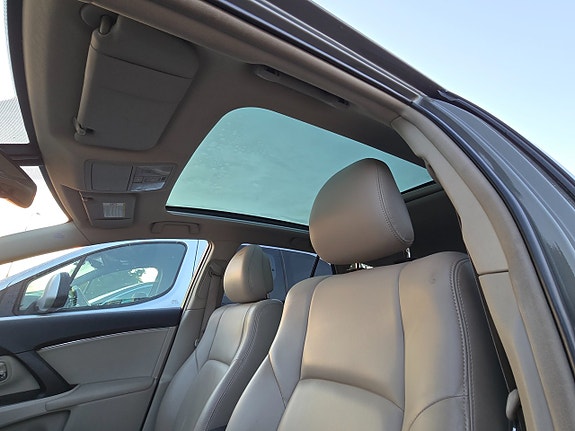 Toyota Avensis 8 of 22