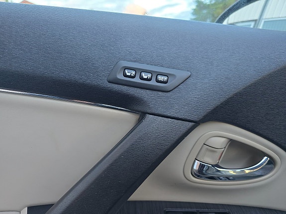 Toyota Avensis 13 of 22