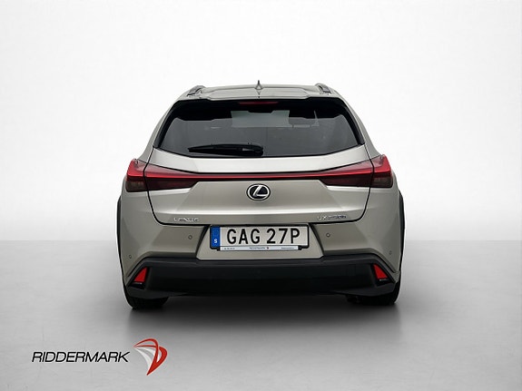 Lexus UX250h 7 of 28