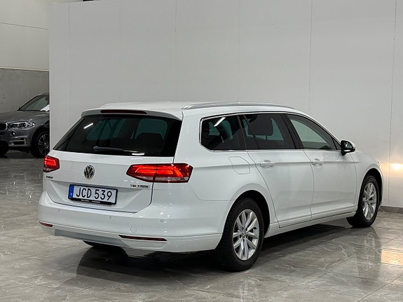 Volkswagen Passat 5 of 5