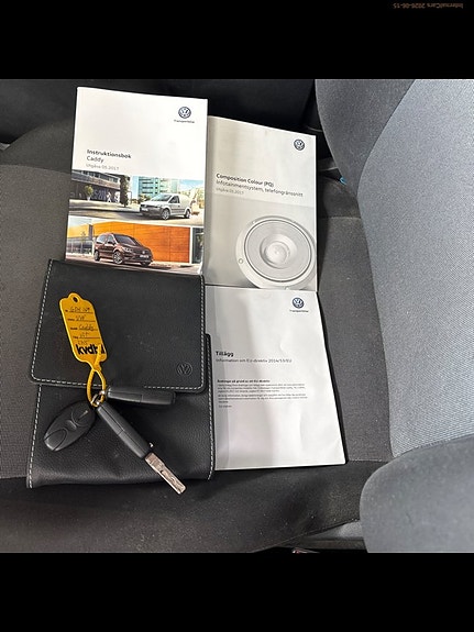 Volkswagen Caddy Maxi 15 of 22