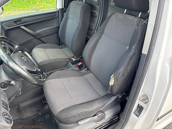 Volkswagen Caddy Maxi 12 of 22